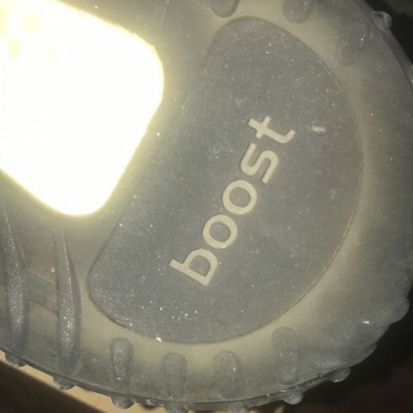 Yeezy 350 v2 Oreo - Picture 3 of 6